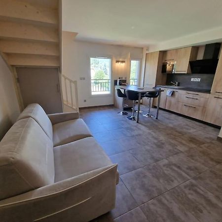 Superbe T2 Duplex Vue Sur Les Montagnes Leilighet Chorges Eksteriør bilde